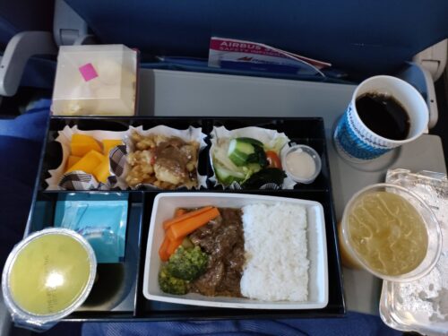 フィリピン航空機内食