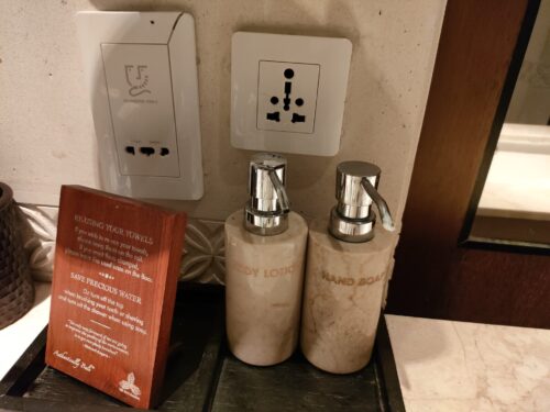 NUSA DUA BEACH HOTEL & SPA