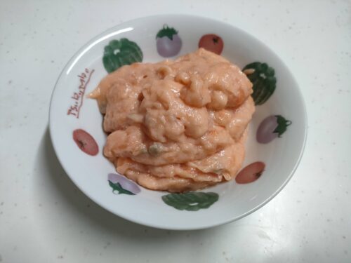 業務スーパー　サーモンたたき